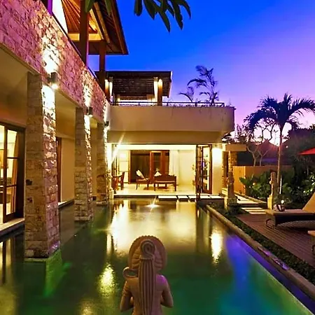 Red Rock Wall 3 Bedroom With Private Pool Villa Ne127A